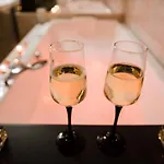 Aparthotel La Romantique Avec Jacuzzi Au Coeur De 4*