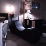 Aparthotel La Romantique Avec Jacuzzi Au Coeur De Perpignan