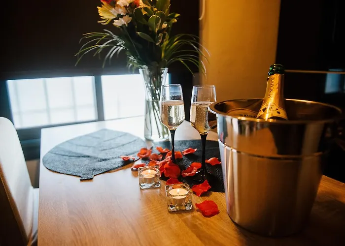 La Romantique Avec Jacuzzi Au Coeur De 4*